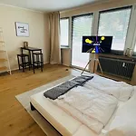 Near Sana Klinik Sleepomat 公寓