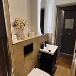 Near Sana Klinik Sleepomat 奥芬巴赫
